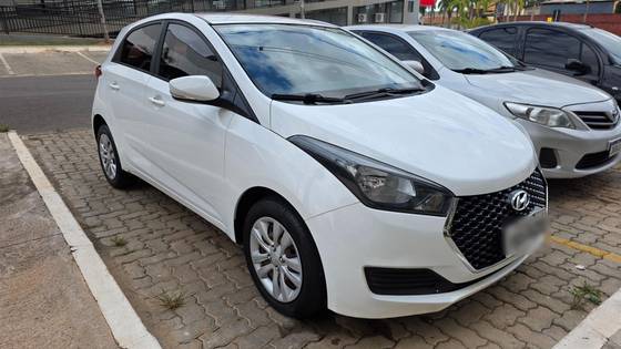 HYUNDAI HB20 1.0 COMFORT PLUS 12V FLEX 4P MANUAL HYUNDAI HB20 1.0 COMFORT PLUS 12V FLEX 4P MANUAL